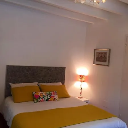 De 5 Chambres Avec Piscine Privee Terrasse Amenagee Et Wifi A *