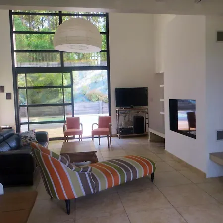 De 5 Chambres Avec Piscine Privee Terrasse Amenagee Et Wifi A